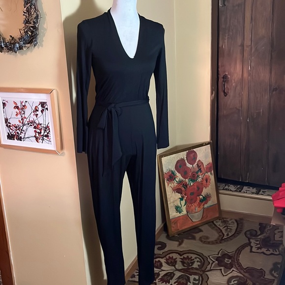 RACHEL PALLY Size XS Stretchy Jumpsuit 1-Piece VNeck Belted Tie-Waist $298 NEW - Picture 4 of 17